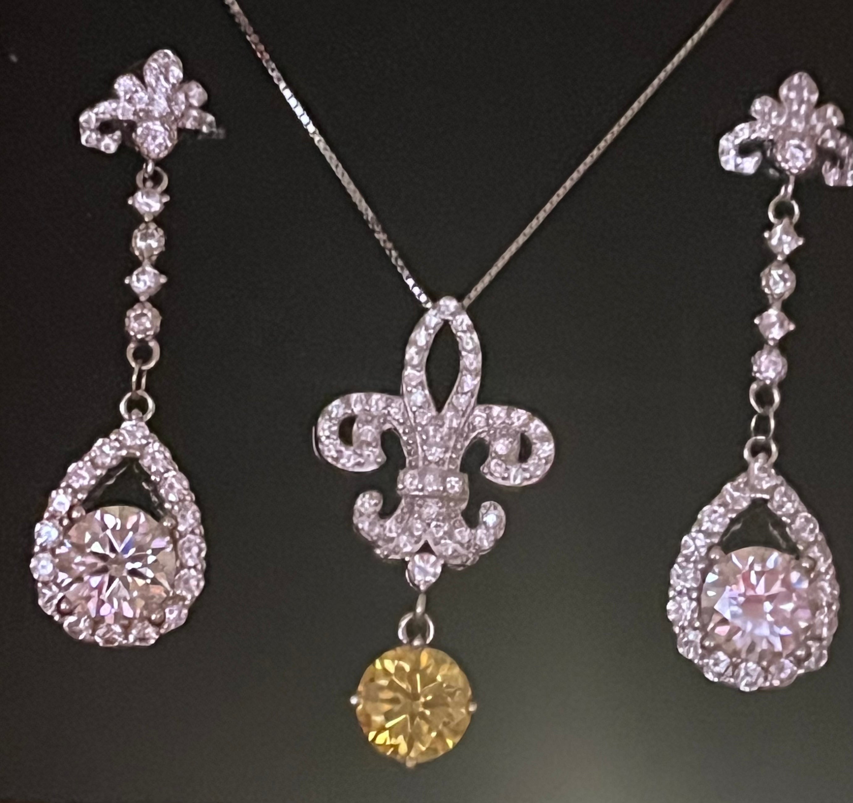 ￼ moissanite necklace